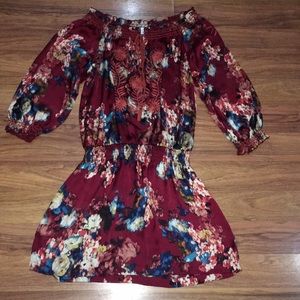 Ivy Jane Size Small Dress